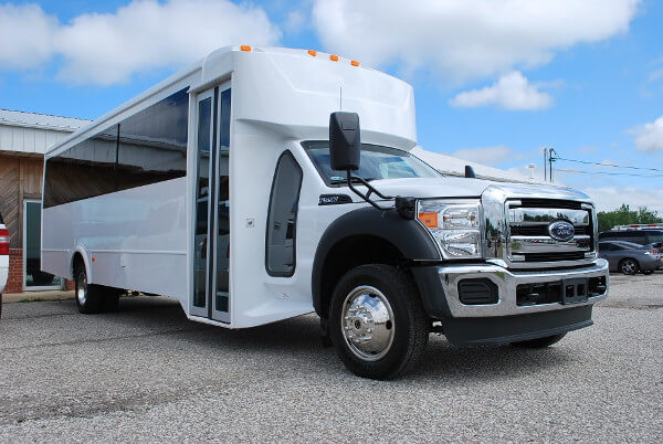 Council Bluffs 18 Passenger Limo Bus