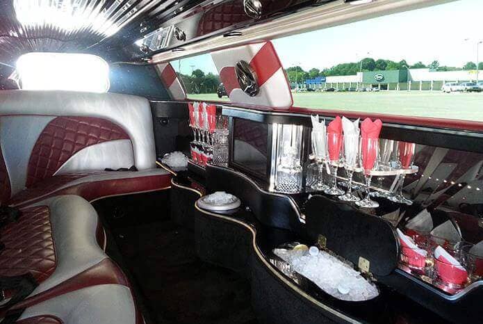 Council Bluffs Infiniti Limo Interior