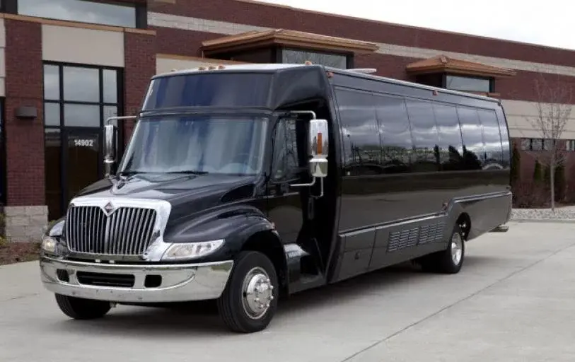 Council Bluffs 30 Passenger Minibus